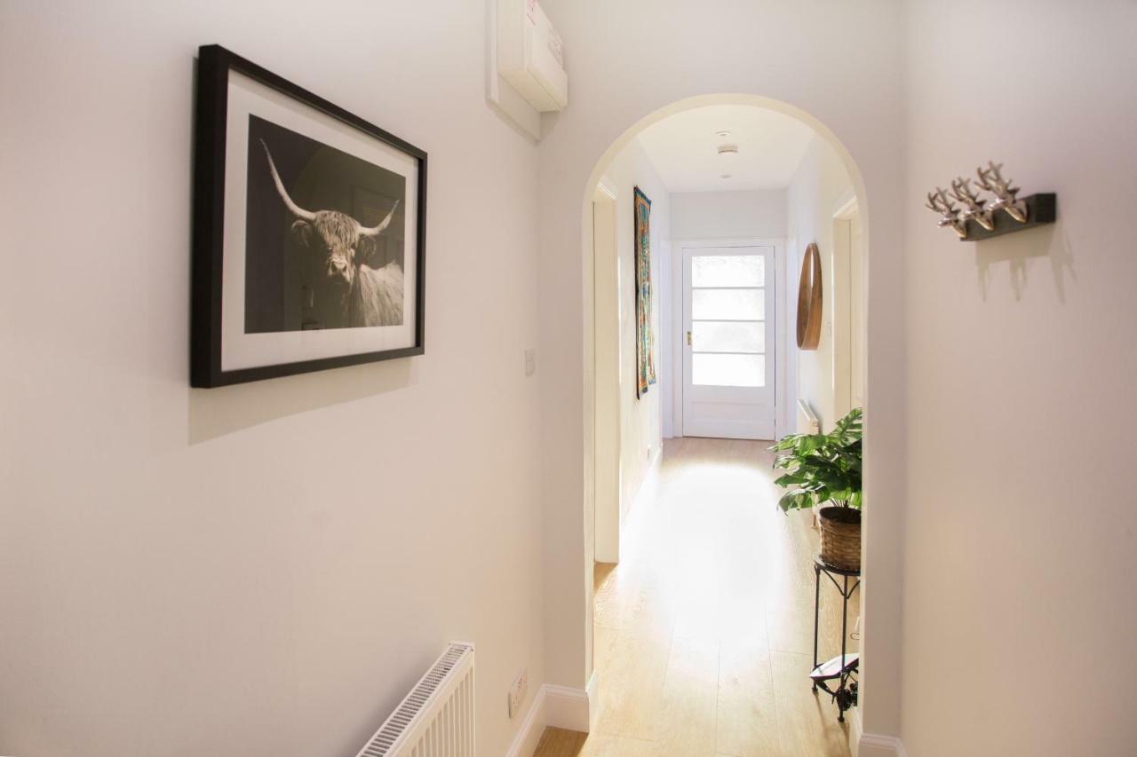 Crown Apartment Инвернес Екстериор снимка